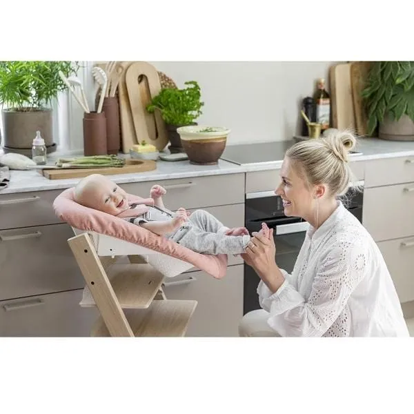 • Tripp Trapp® Newborn Set with toy hanger