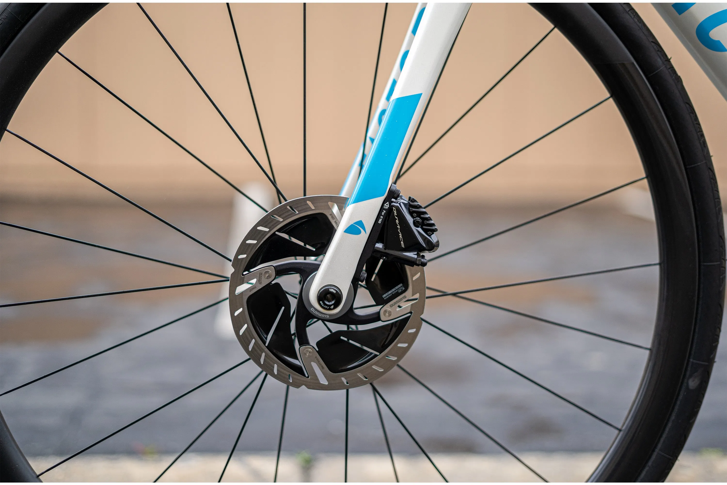 2019 Factor O2 Disc Dura Ace Romain Bardet Wht 54