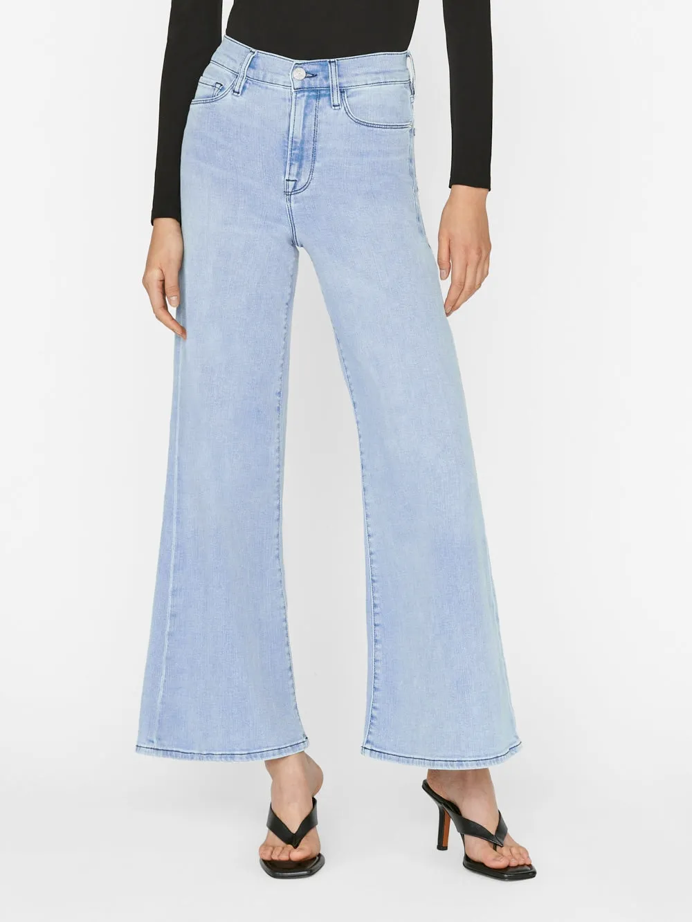 Le Palazzo Crop - Yorba