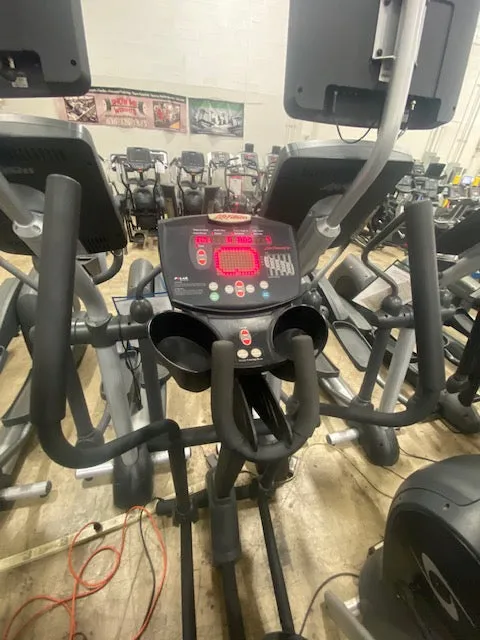 Life Fitness x5 Elliptical Cross-Trainer - Used