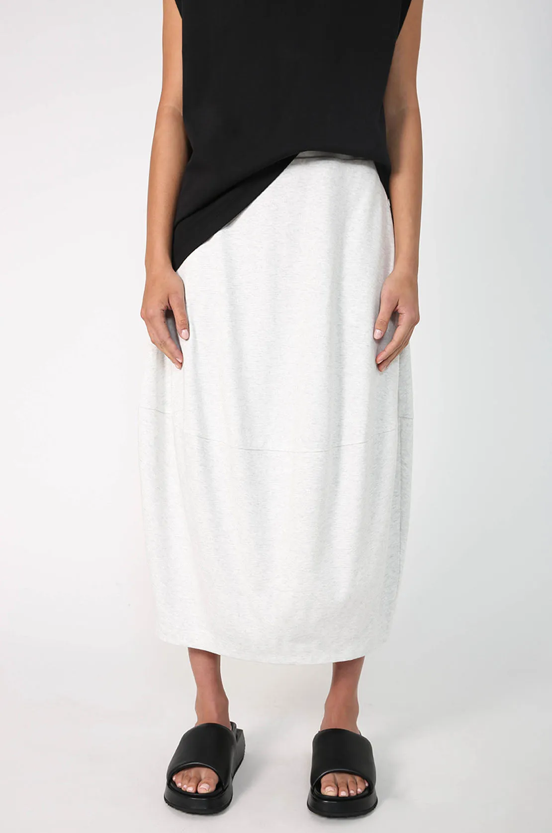 spin skirt / white marle